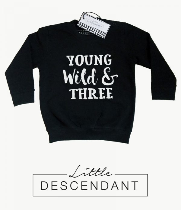 Monochrome baby en kinder sweater/trui 'Young wild & three'